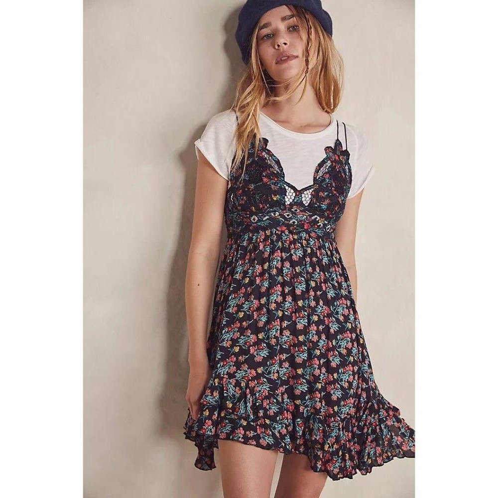 Free People FP One "Adella" Printed Slip Mini Dress Crochet Lace Beach M 258095
